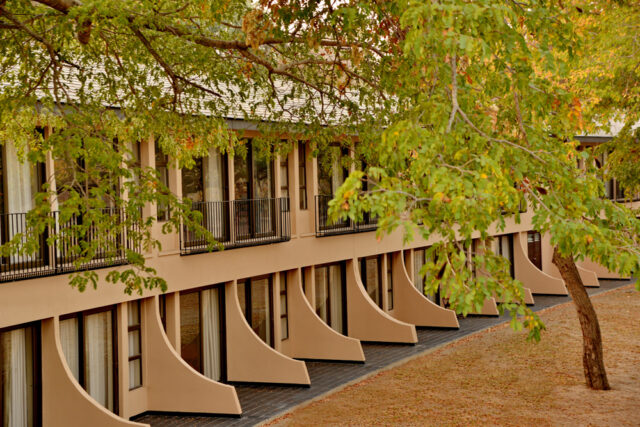 hwange-safari-lodge-13